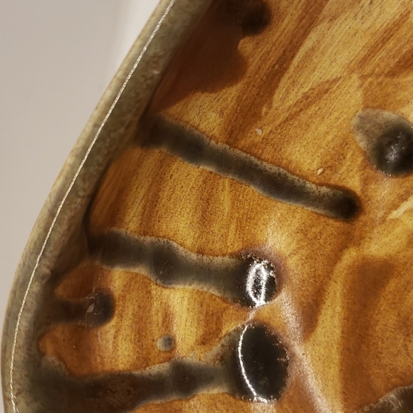 BOWL Ornate brown triangle shaped bowl pottery SAHER 09 on bottom decorative - Picture 6 of 11